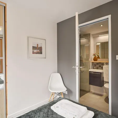 Montemboeuf, 5 Pieces, 8 Personnes - Fr-1-653-38 Hébergement de vacances *